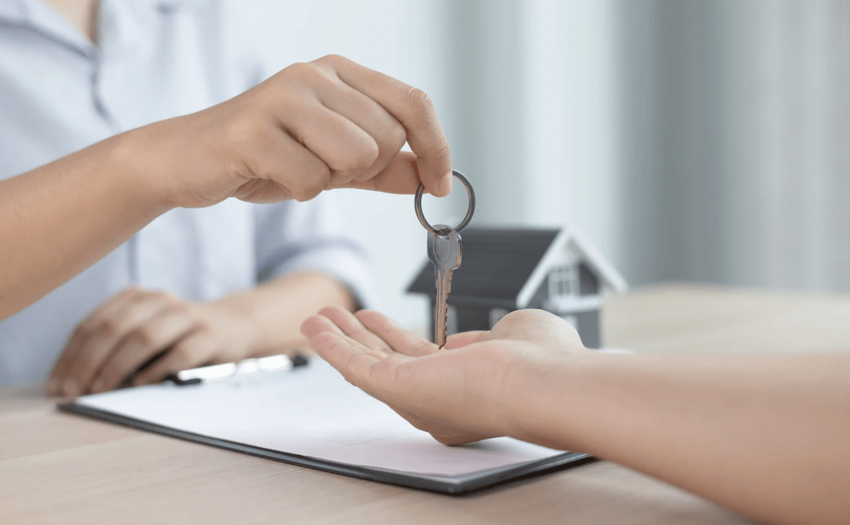 İzmir Kiracı Tahliye Davası Avukatı — Süreç ve Avukatlık Ücreti [2026]